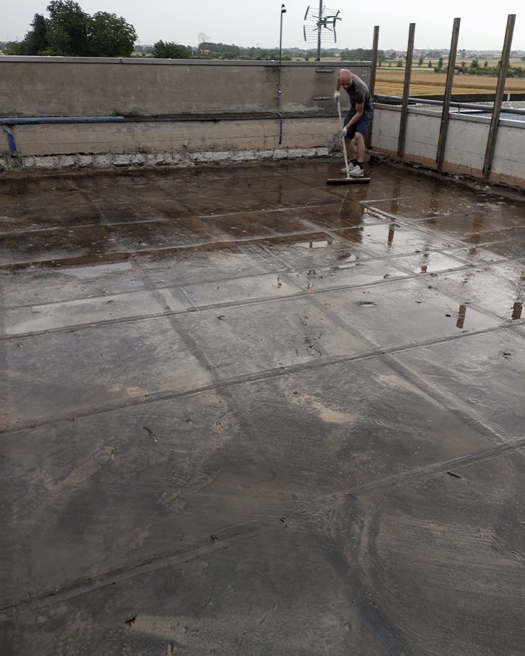Rifacimento terrazzo a Saronno: impermeabilizzazione e rivestimento