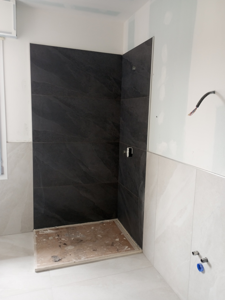 Un bagno completamente rinnovato a Garbagnate Milanese